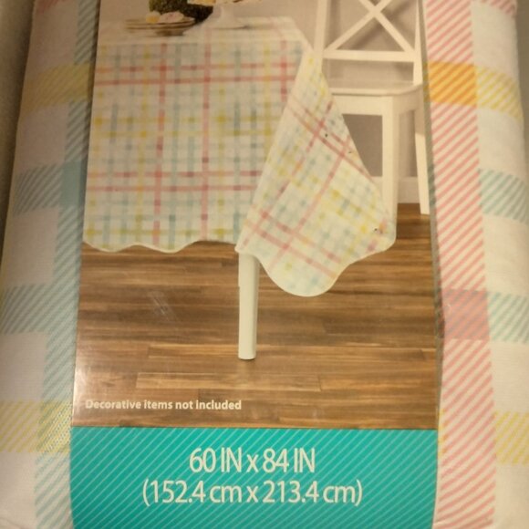 Way To Celebrate Vinyl Tablecloth Floral Blue White Plaid 60 x 84 Inch Peva - Picture 2 of 5